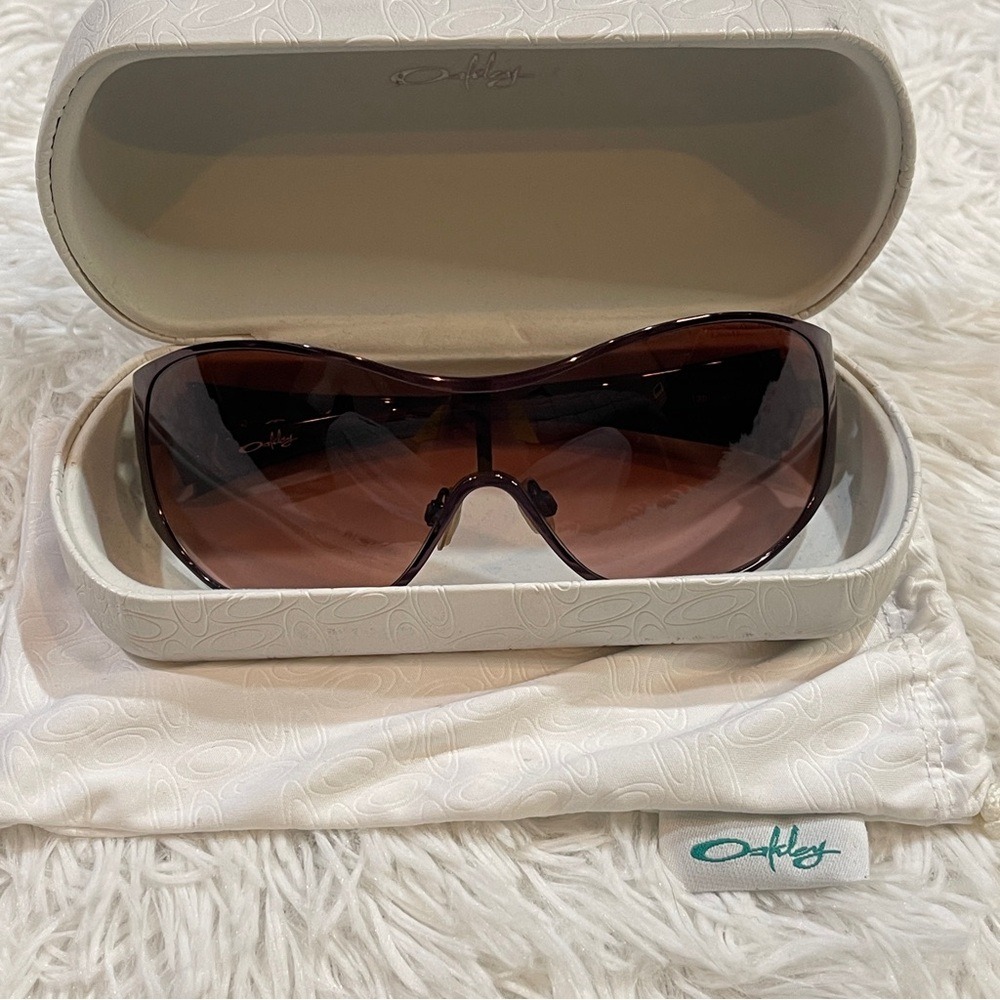 Oakley Breathless Wrap Sunglasses Antique Plum 05-944 130 - Picture 9 of 9